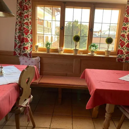 Haus Kaiser Couette-café Rotta