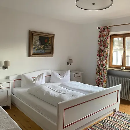 Haus Kaiser Bed and Breakfast