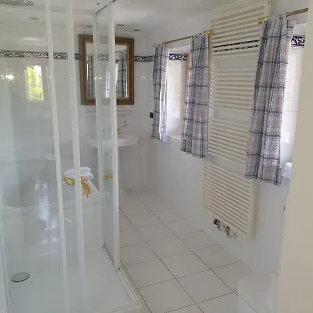 Bed & Breakfast Haus Kaiser Rotta