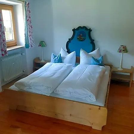 Haus Kaiser Bed & Breakfast 3*