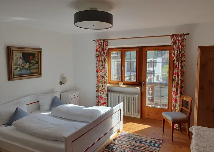 Bed & Breakfast Haus Kaiser 3*
